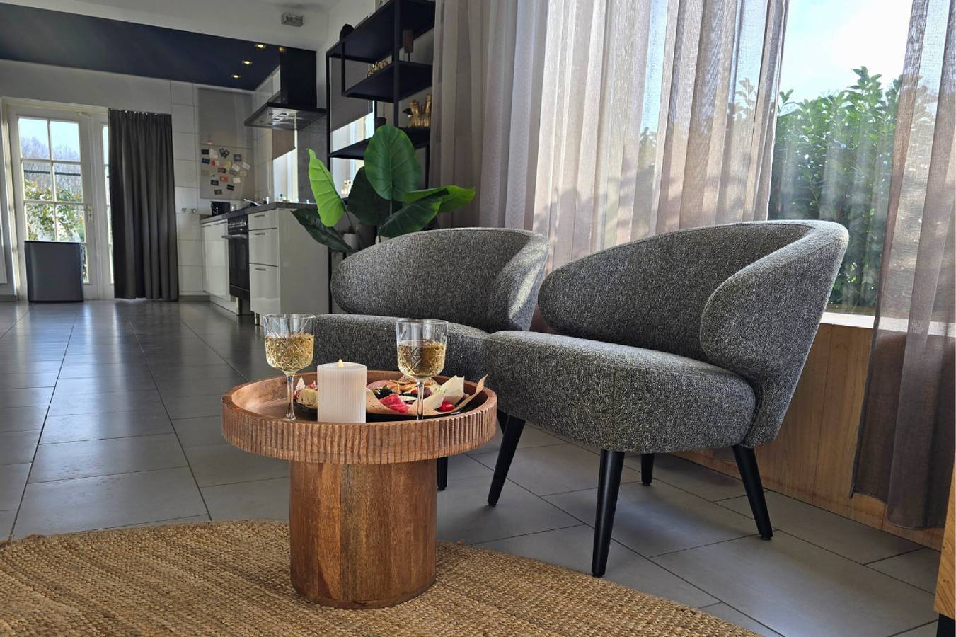 Moderne Wellnessvilla für 6 Personen mit Hottub und Sauna im ruhigen Park Nähe Maastricht in Meerssen, Limburg (Niederlande)