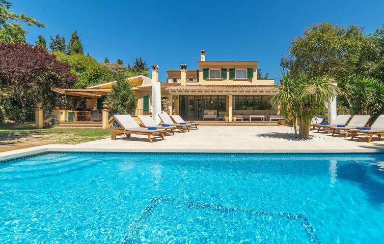 Gemütliches Apartment mit Pool und Terrasse, 1 km von Santa Maria entfernt in Santa Maria del Cami, Mallorca Inselmitte