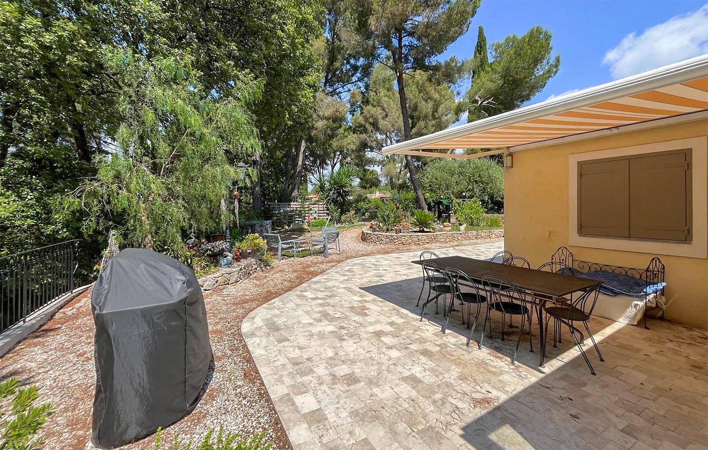 Retiro junto al río con piscina y terraza - La Bocca in Cannes, Region de Cannes