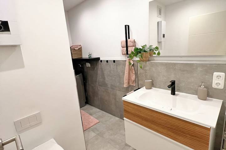Ganze Wohnung, Jupas° Red Rock Home – 2 Balkone und Carport in Trier (Stadt), Trier
