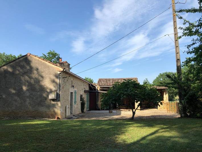 Location de vacances pour 4 personnes, avec piscine ainsi que jardin et vue à Cuzorn - 3