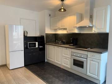 Appartement De Vacances pour 4 Personnes dans Aix-les-Bains, Région de Chambéry, Photo 4