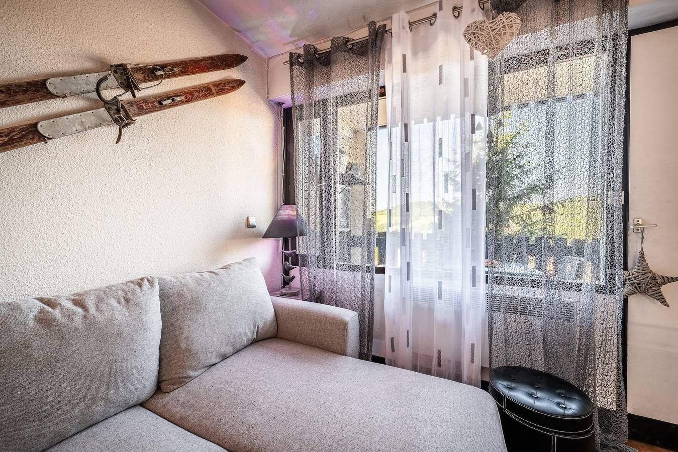 Monolocale intero, Studio di charme con vista montagna e balcone in Bogève, Thonon-les-Bains e dintorni