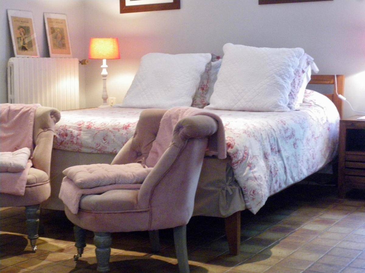 Double Room with Private Bathroom in Sainte-Hermine, Fontenay-le-Comte