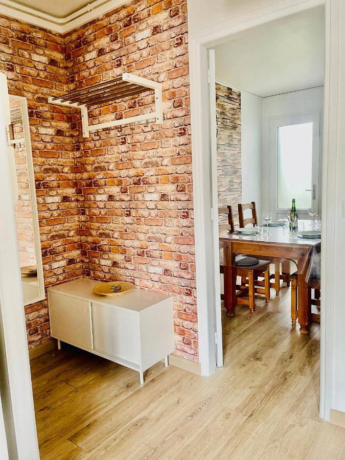 Appartement entier, Two-Bedroom Apartment in Louviers, Région de Les Andelys