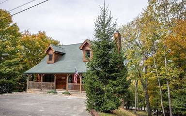 Log Cabin for 10 Guests in Beech Mountain, Watauga County, Picture 4