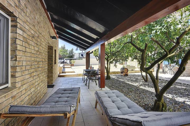 Ferienwohnung für 2 Personen, mit Garten und Pool in Pula - 3