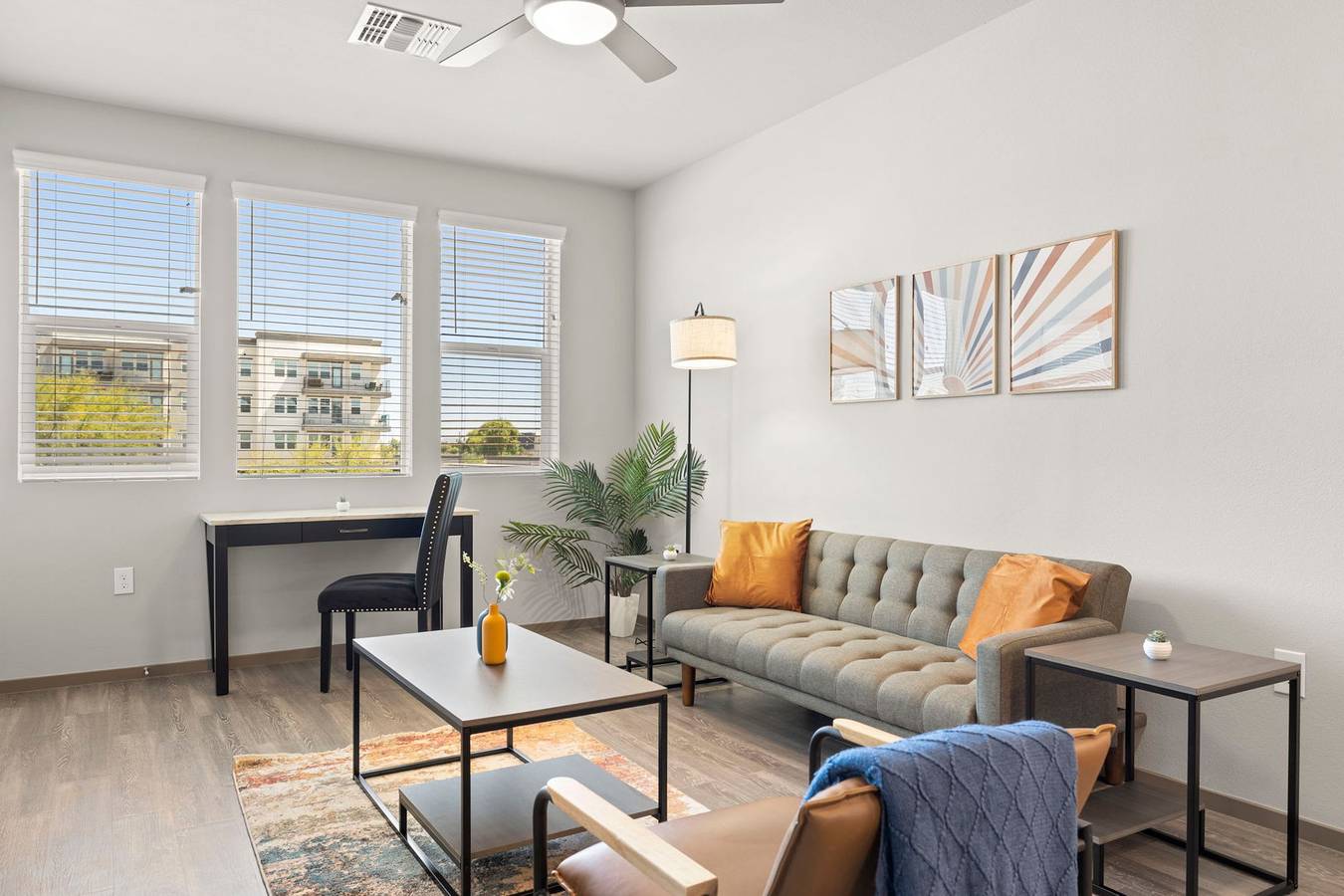 Ganze Wohnung, Stunning Westgate Cozysuites by stadium w pool 7 in Glendale, Maricopa County