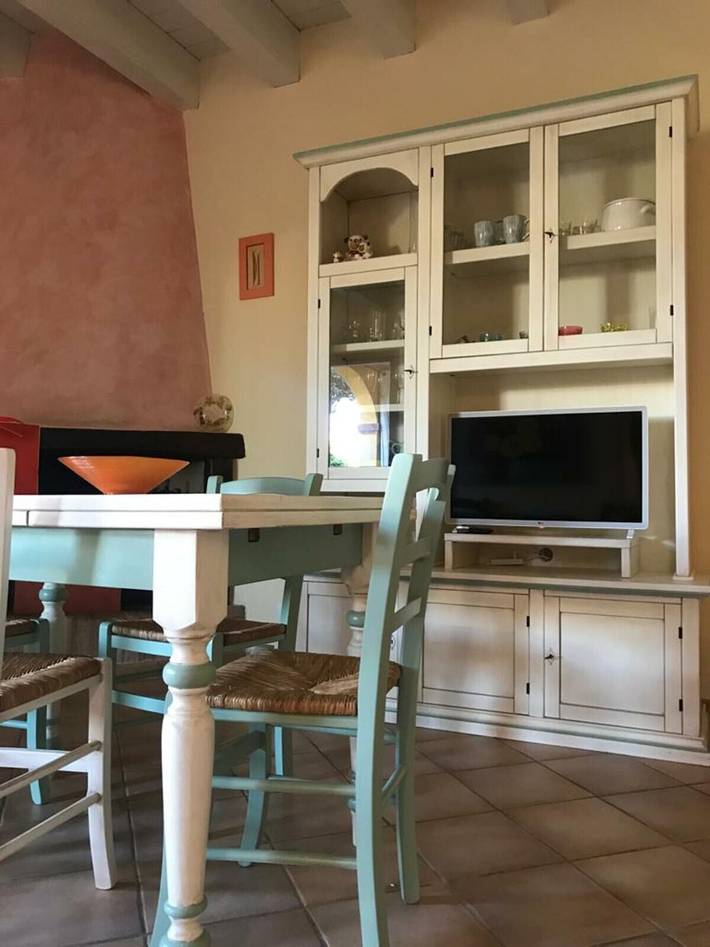 Location de vacances pour 8 personnes, avec bassin pour enfant et jardin, animaux acceptés à Villasimius - 2
