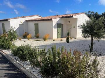 Villa pour 13 personnes, avec vue ainsi que piscine et balcon à Bonifacio