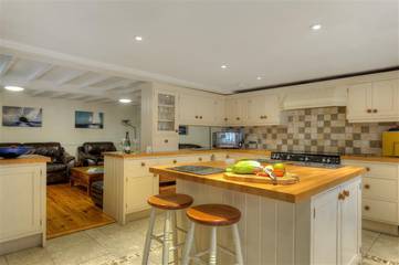 Cottage for 10 People in Bridport, Jurassic Coast, Photo 3