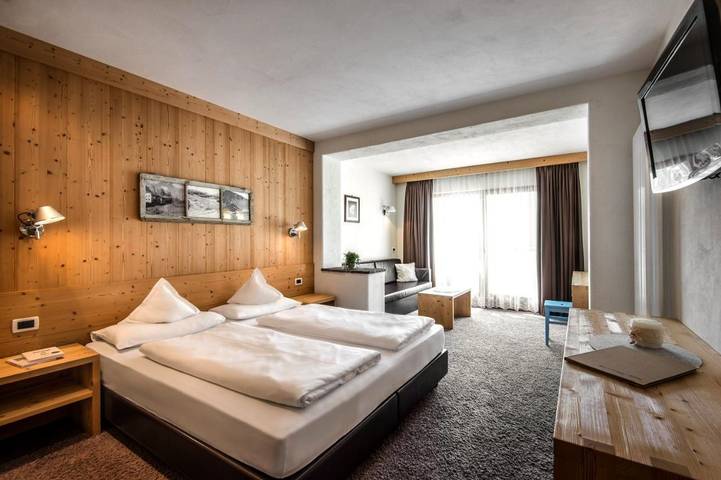 Hotel für 3 Personen, mit Sauna und Garten sowie Whirlpool und Pool - 1