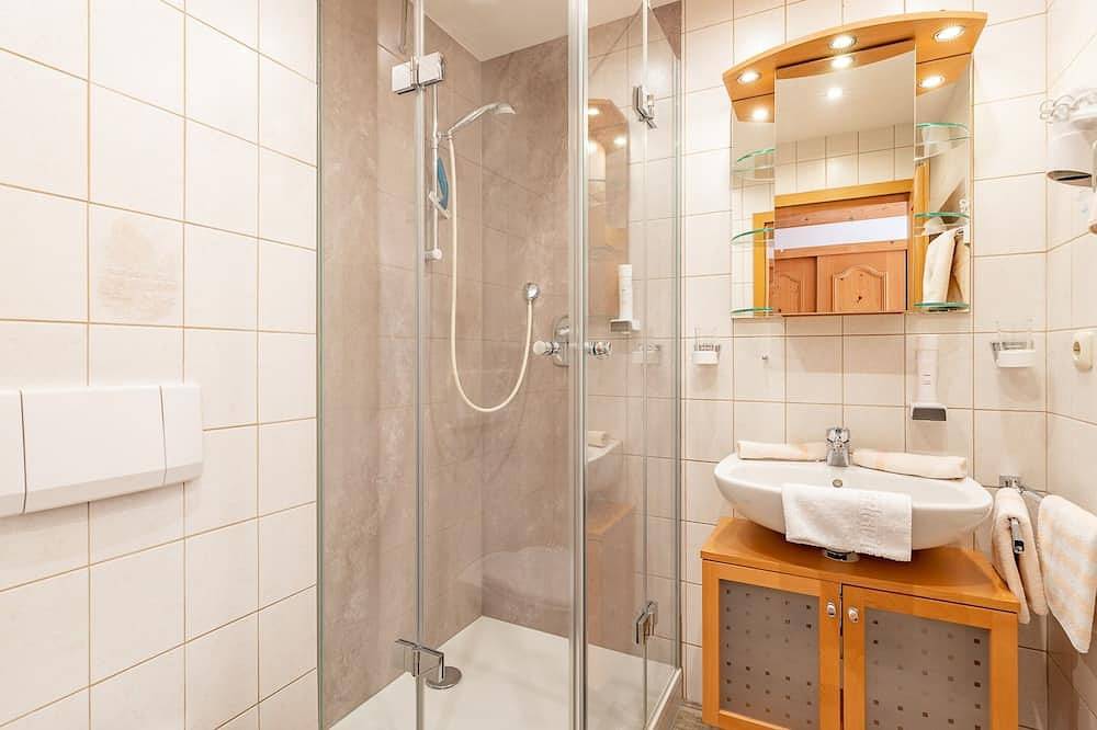 Ganze Wohnung, Drei-Raum-Ferienwohnung Sonnenschein in Reit im Winkl, Bayerische Alpen