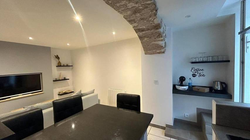 Gîte pour 4 personnes, animaux acceptés à Cabrières (Hérault)