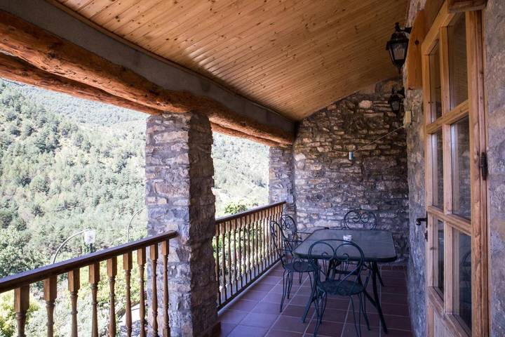 Casa rural para 3 personas, con jardín además de sauna y vistas, Se admiten mascotas en Provincia de Huesca - 4