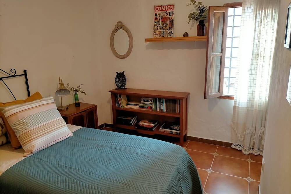 Casa de vacaciones \"Ca Josep\" con terraza privada, balcón y Wi-Fi in Segorbe, Provincia de Castellón