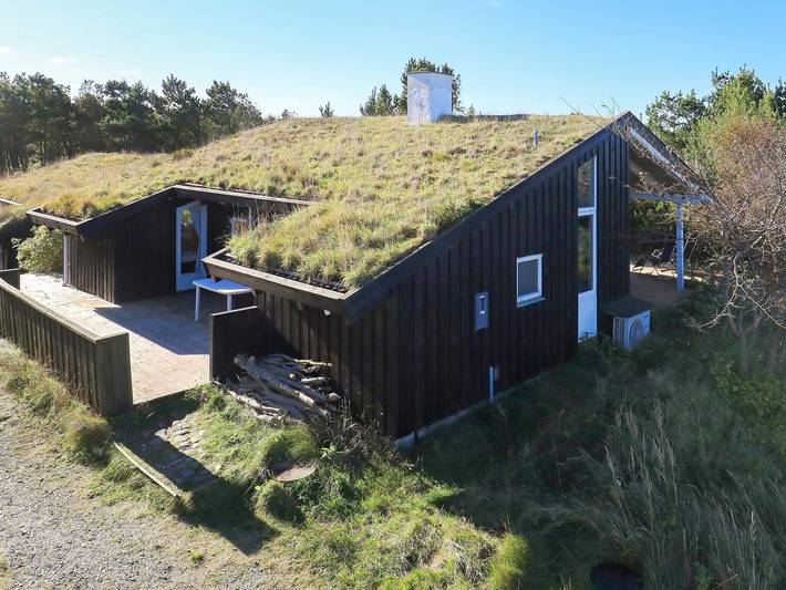 Ferienhaus für 8 Personen, mit Whirlpool und Terrasse sowie Garten und Pool in Jammerbugt