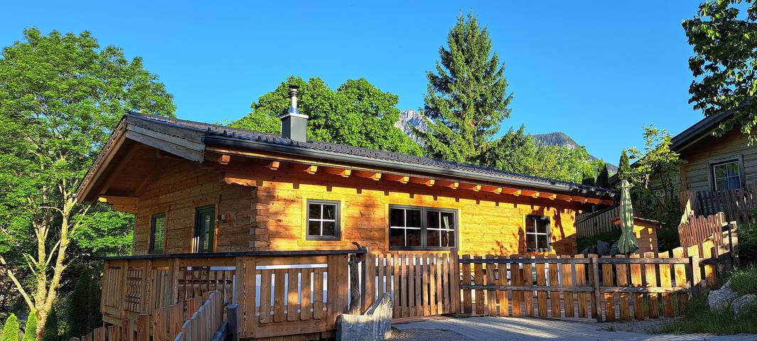 Ferienanlage für 5 Personen, mit Pool und Ausblick sowie Garten und Sauna, kinderfreundlich - 1