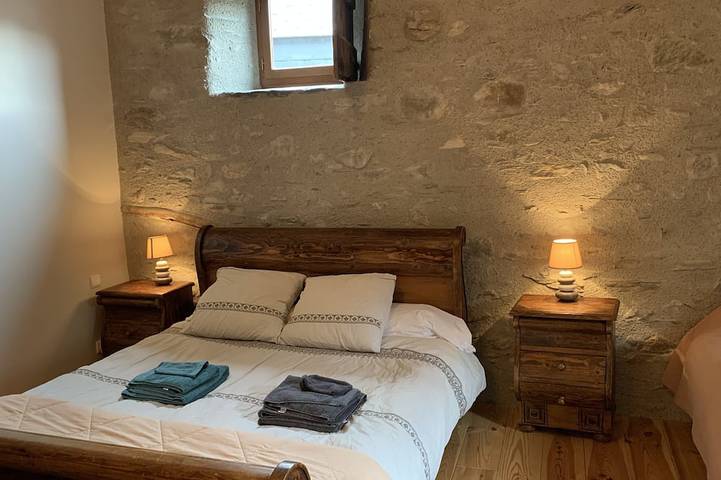 Location de vacances pour 20 personnes, avec jardin, animaux acceptés à Guchan - 2