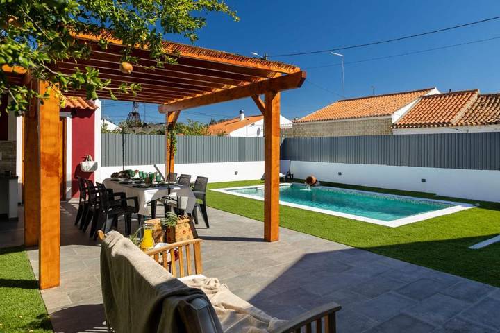 Casa de férias para 6 pessoas, com piscina e jardim em Coruche