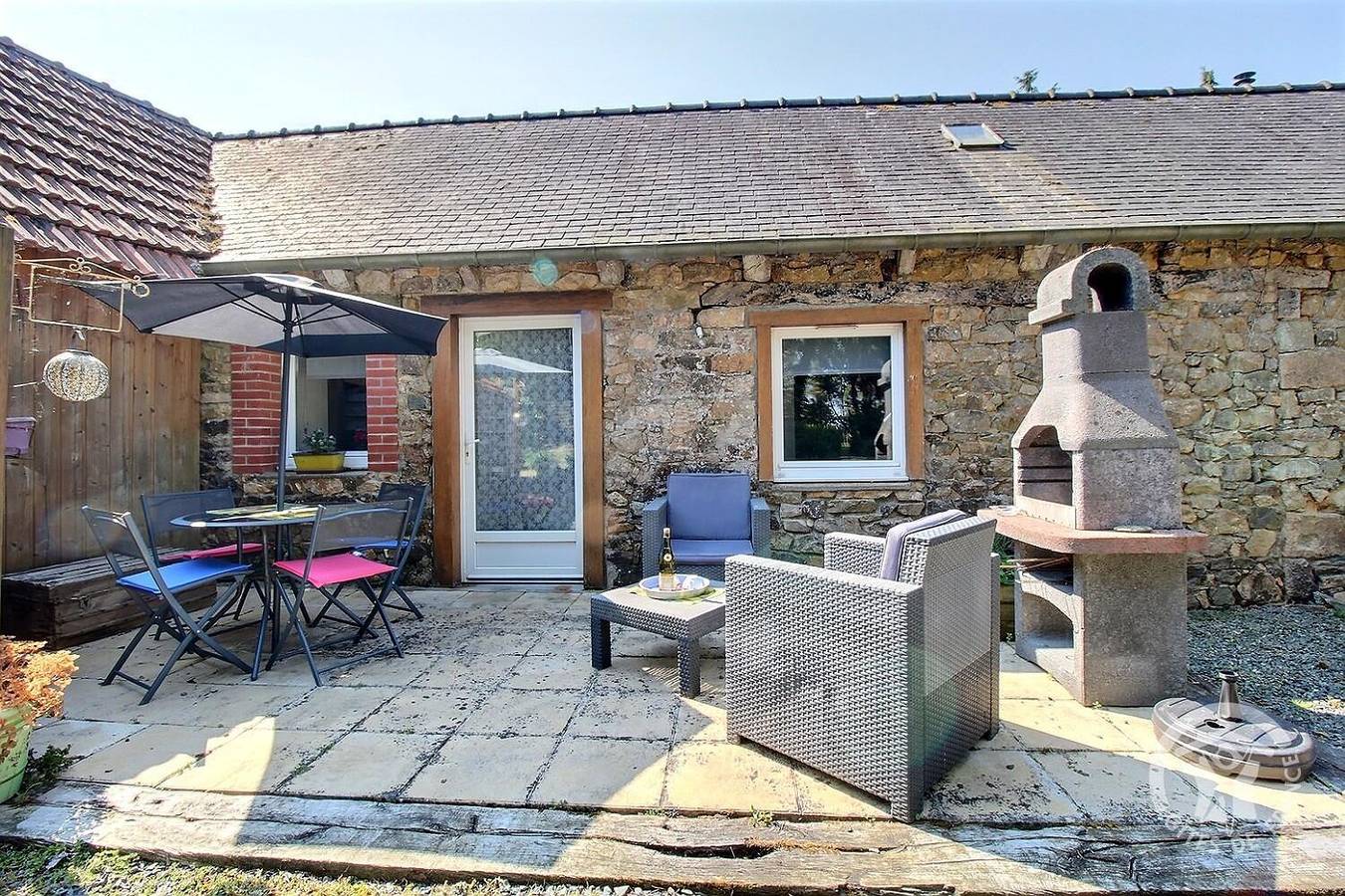 Gîte avec TV, jardin et Internet à Lannebert in Lannebert, Côte de Goëlo