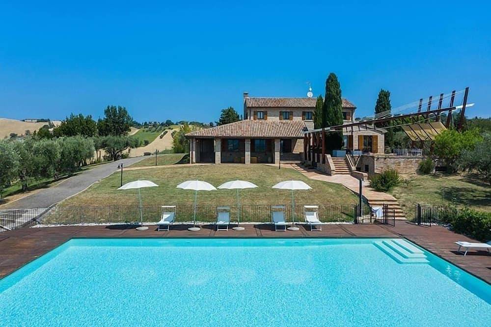Villa Monica - Private Villa, 5 Zimmer, Pool, Wlan, haustierfreundlich, Marken in San Costanzo, Valle del Metauro