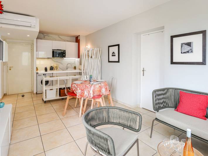 Gîte pour 4 personnes, avec terrasse à Saint-Laurent-du-Var - 2