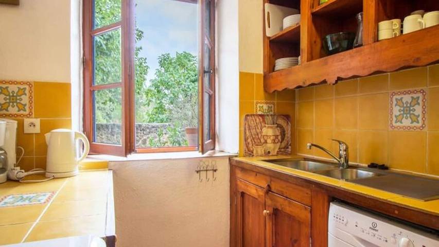 Gîte pour 6 personnes, avec piscine et jardin à Flayosc - 4