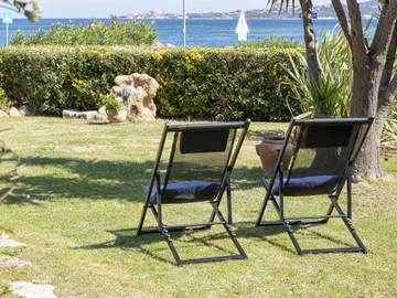 Gîte pour 5 personnes, avec terrasse et jardin à Arzachena