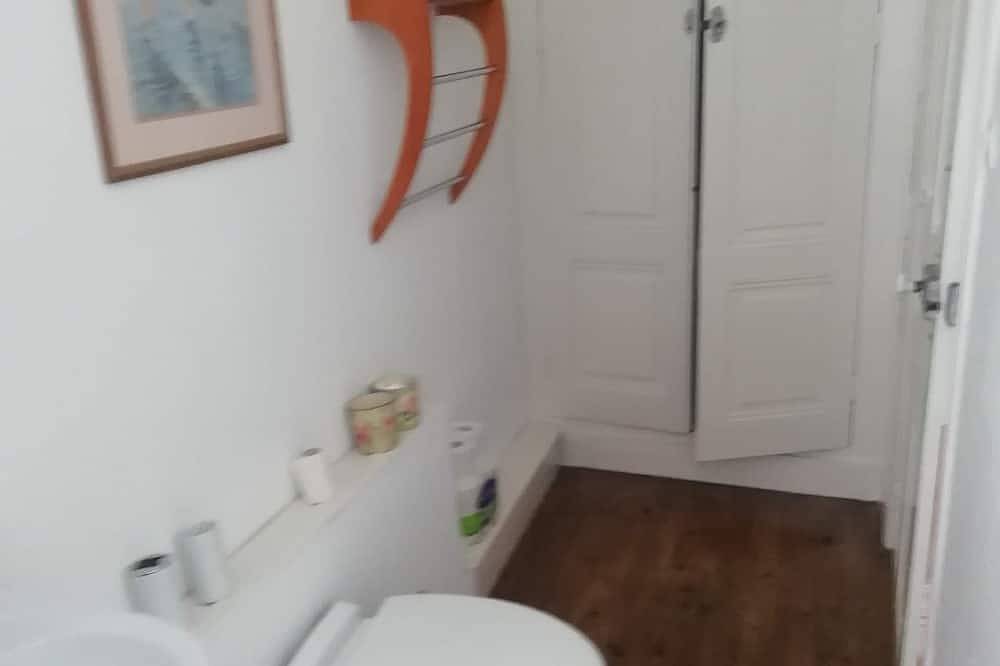 Appartement entier, Gîte très confortable, constituant un point de départ idéal pour visiter l'Auvergne. in Saint-Germain-l'Herm, Région d'Ambert