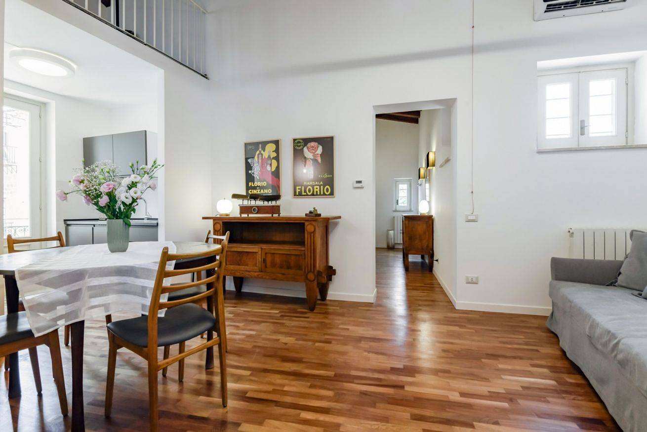 Appartamento intero, Guesthost - Vucciria & La Cala Lovely Apartment with Terrace in Castellammare (Palermo), Palermo