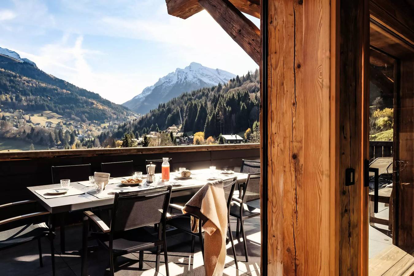 5*, 12 pers, spa extérieur & sauna, vue panoramique, 300 m pistes, 5 chambres in La Clusaz, Région d'Annecy