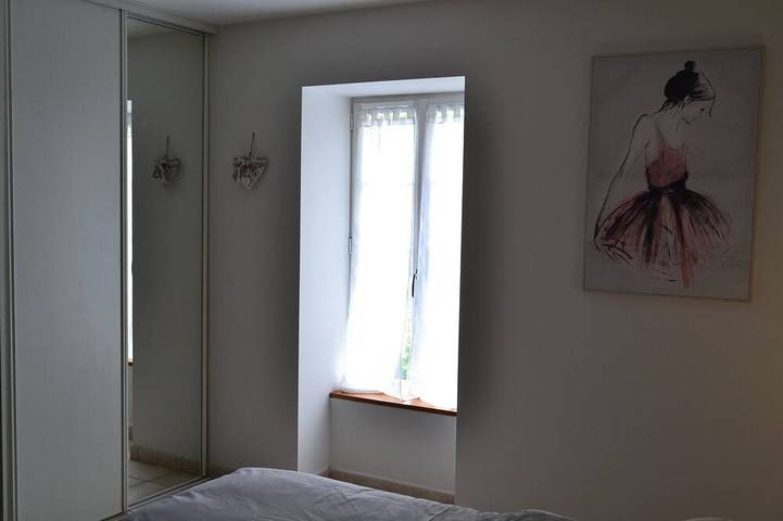 Gîte pour 2 personnes, avec Jardin et Piscine à Marans - 2