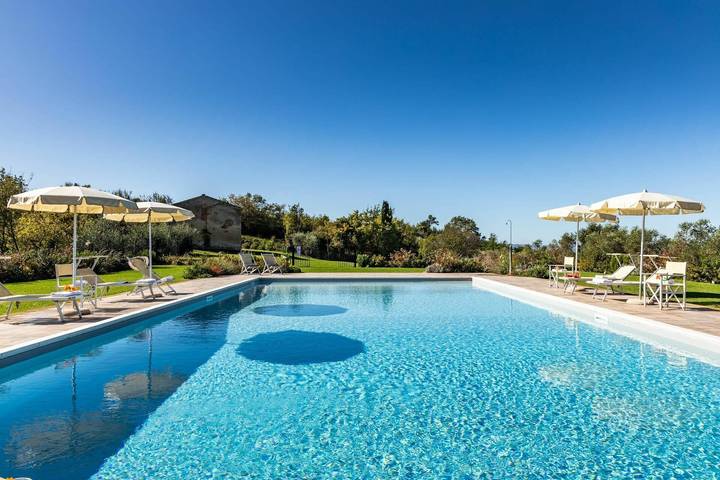 Ferienhaus für 10 Personen, mit Pool