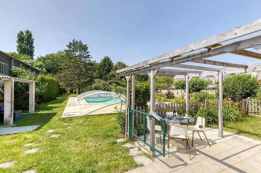 Gorgeous home in Saint-Jean-d'Angély in Saint-Jean-d'Angély, Saint-Jean-d'Angély region