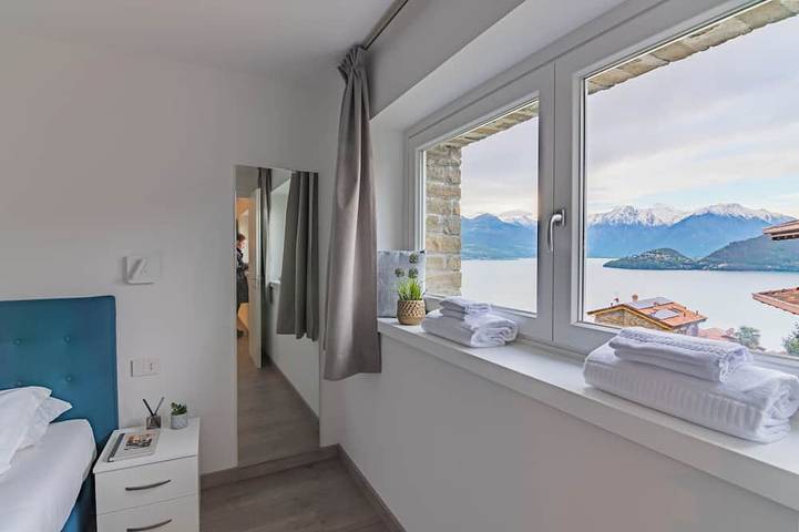 Ferienwohnung für 4 Personen, mit Whirlpool in Pianello del Lario
