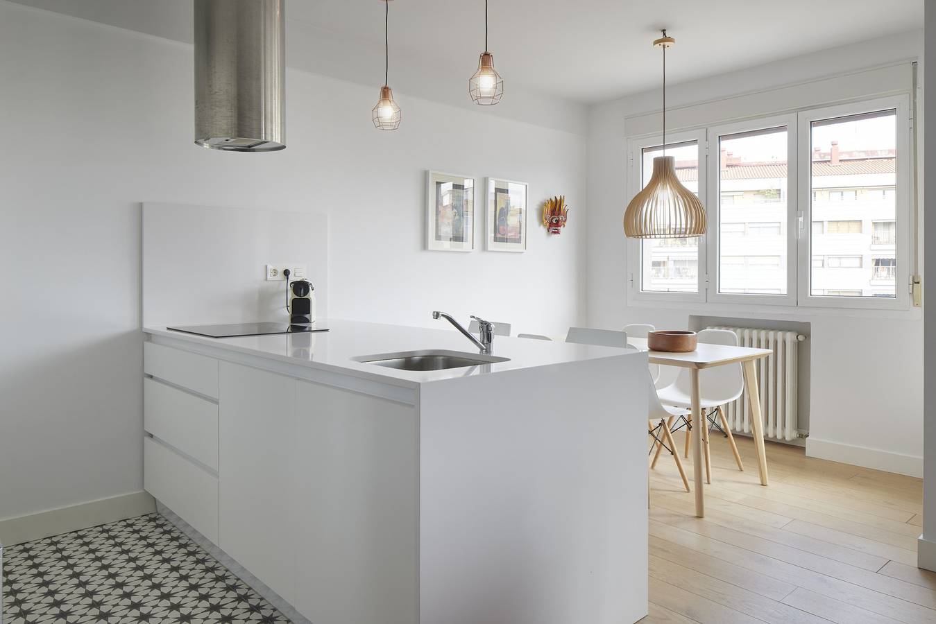 Apartamento entero, Apartamento de vacaciones para 5 personas con terraza in San Sebastián, Costa Vasca