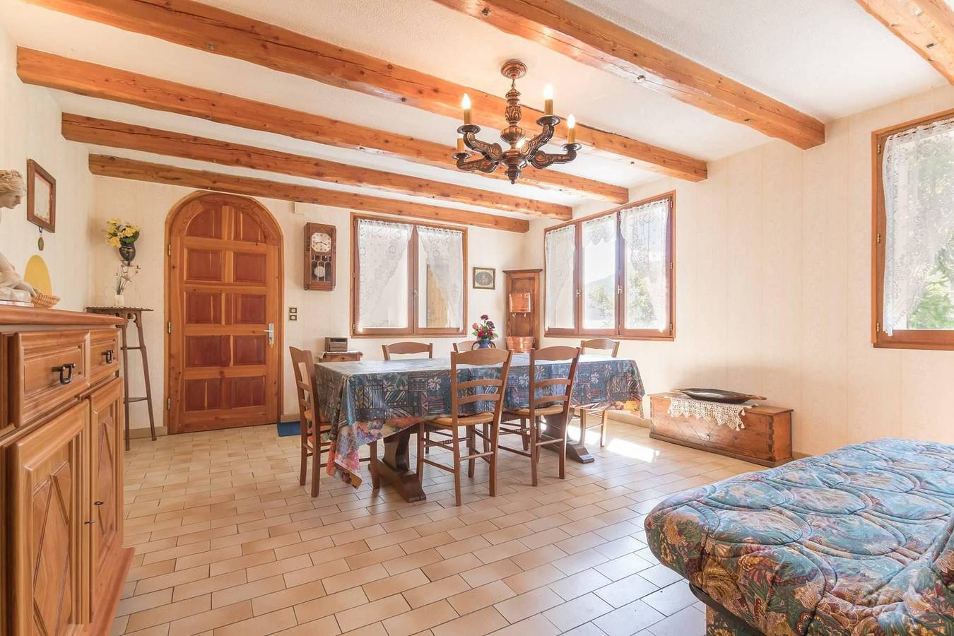 Studio entier, Maison de Briancon - Studio mezzanine 4 personnes in Briançon, Serre Chevalier