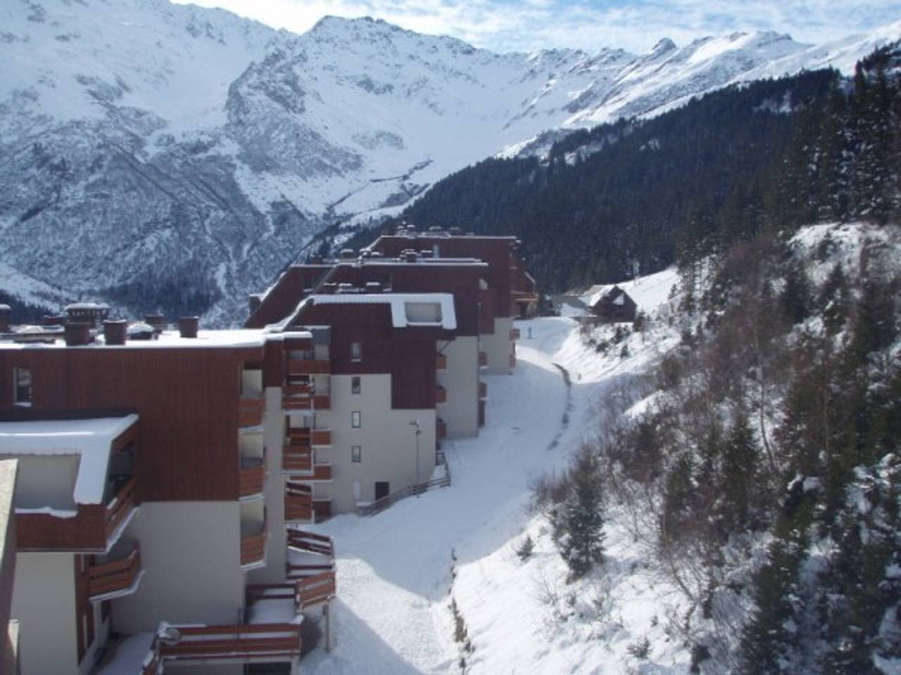 Appartement entier, Studio cabine proche pistes avec balcon, ascenseur et casier à skis in La Ferrière, Le Pleynet Les Sept Laux