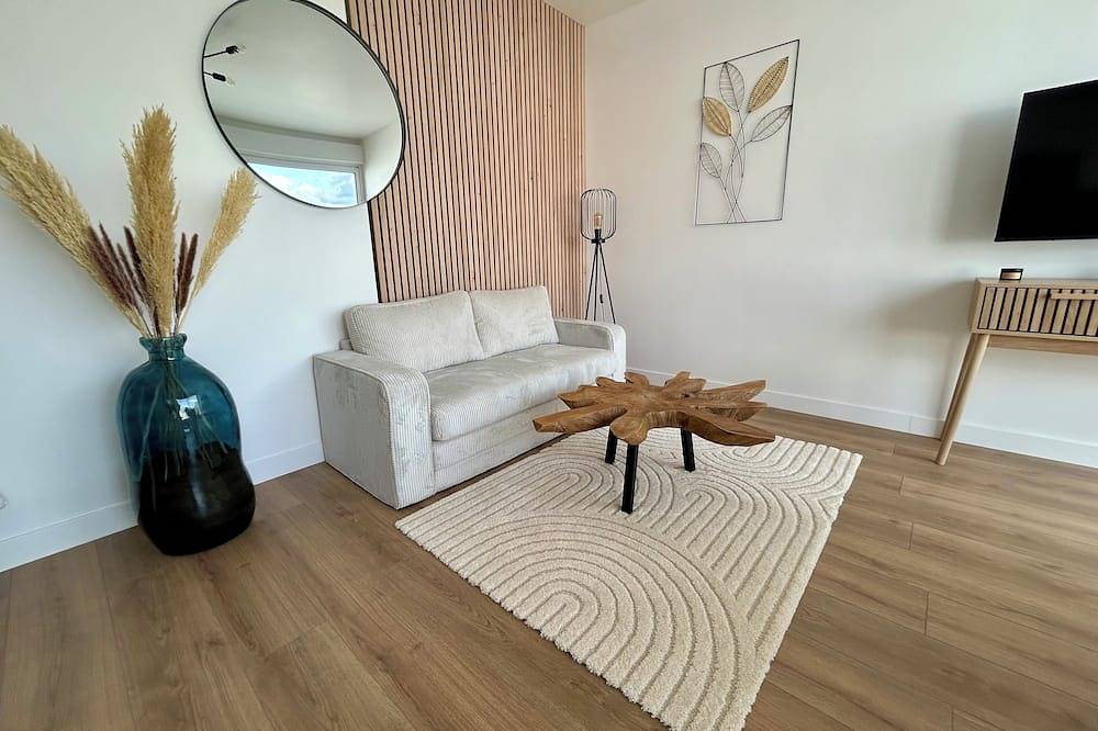 Apartamento entero, Charming T2 apartment with large terrace close to town center  in Quimper, Region de Quimper
