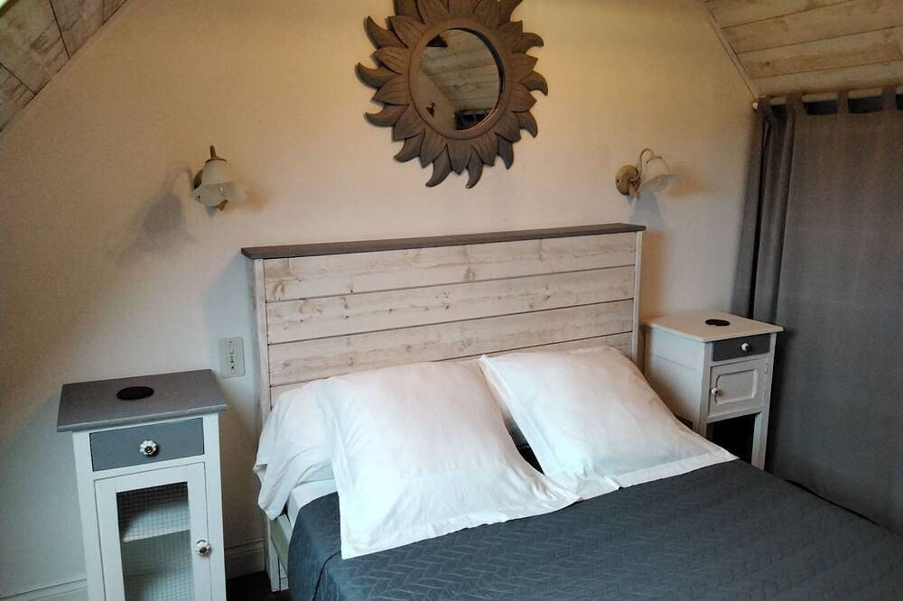 Bretonisches Ferienhaus in Meeresnähe mit Garten in Tréogat, Côte de Cornouaille
