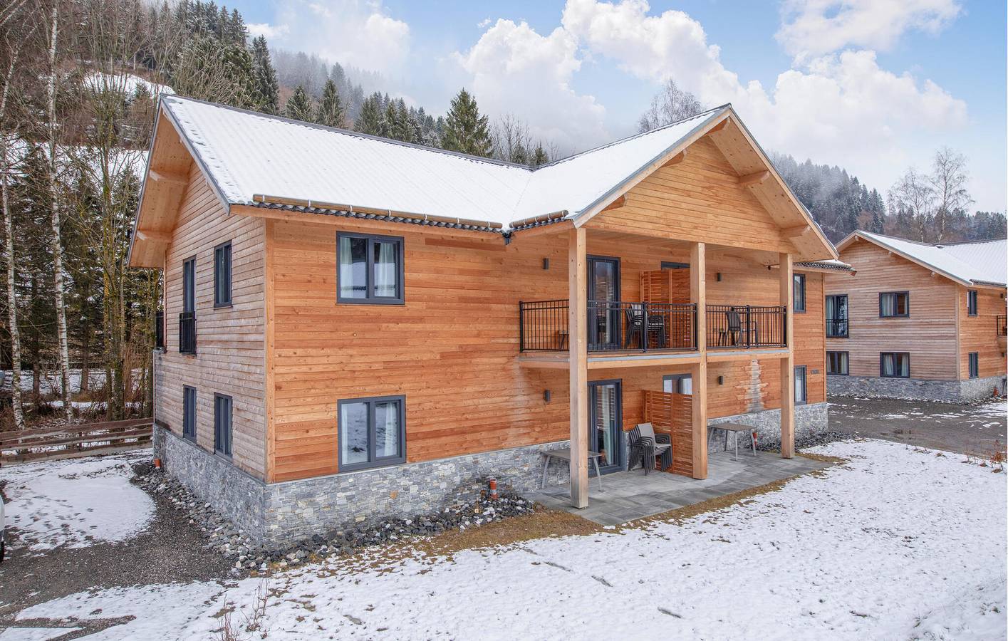 Ganze Ferienwohnung, Gemütliche Ferienwohnung in der Nähe des Afritzerseestrands mit Garten und Parkplatz in Afritz am See, Villach-Land