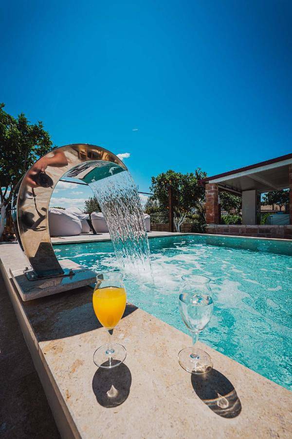 Maison d’hôte pour 3 personnes, avec vue ainsi que piscine et jardin à Saranda - 4