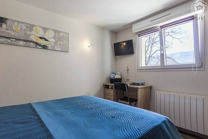 Location de vacances pour 4 personnes, avec terrasse ainsi que piscine et jardin à Viviers-du-Lac - 4