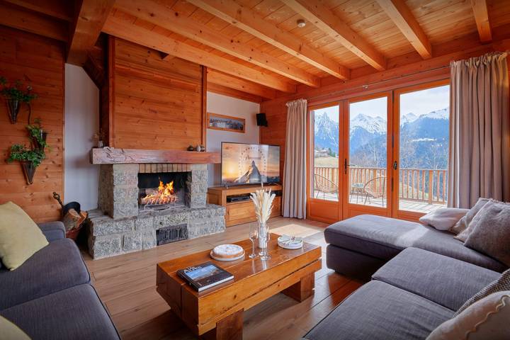 Chalet pour 8 personnes, avec jacuzzi et jardin, adapté aux familles à Manigod - 2