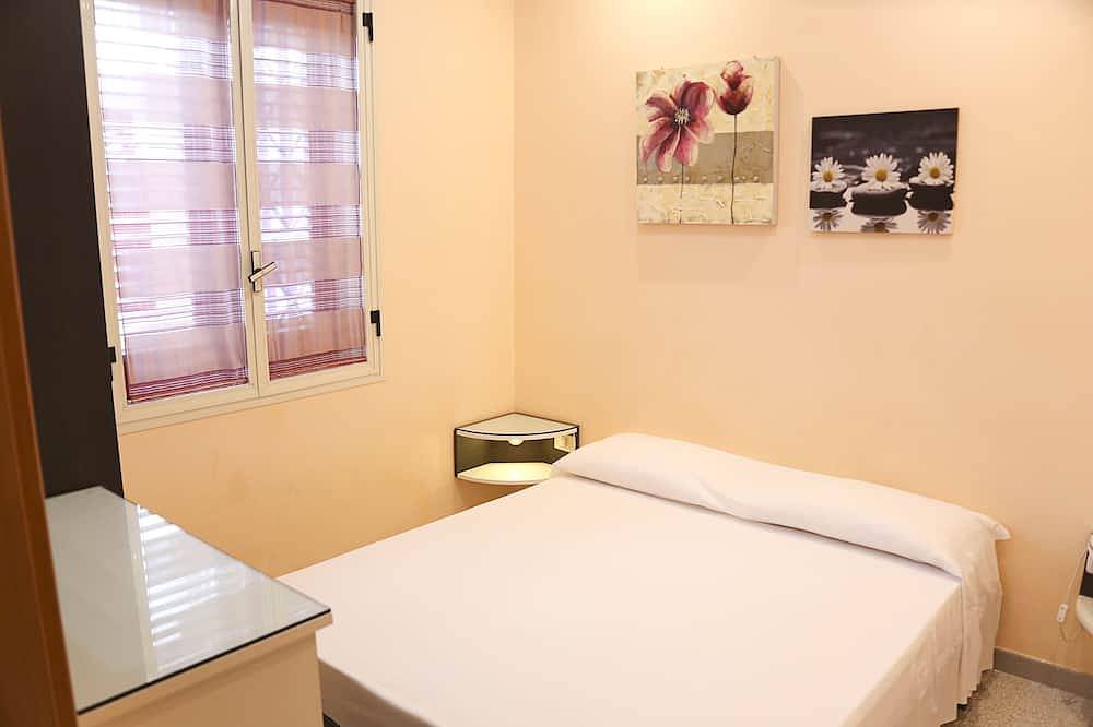 El Sol cottage with large courtyard in Baia Verde, Gulf of Taranto