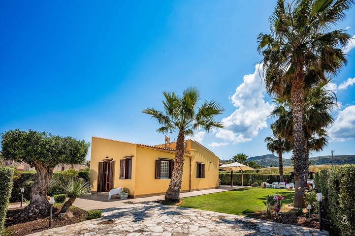 Villa Summer Spritz in Custonaci, Trapani Province