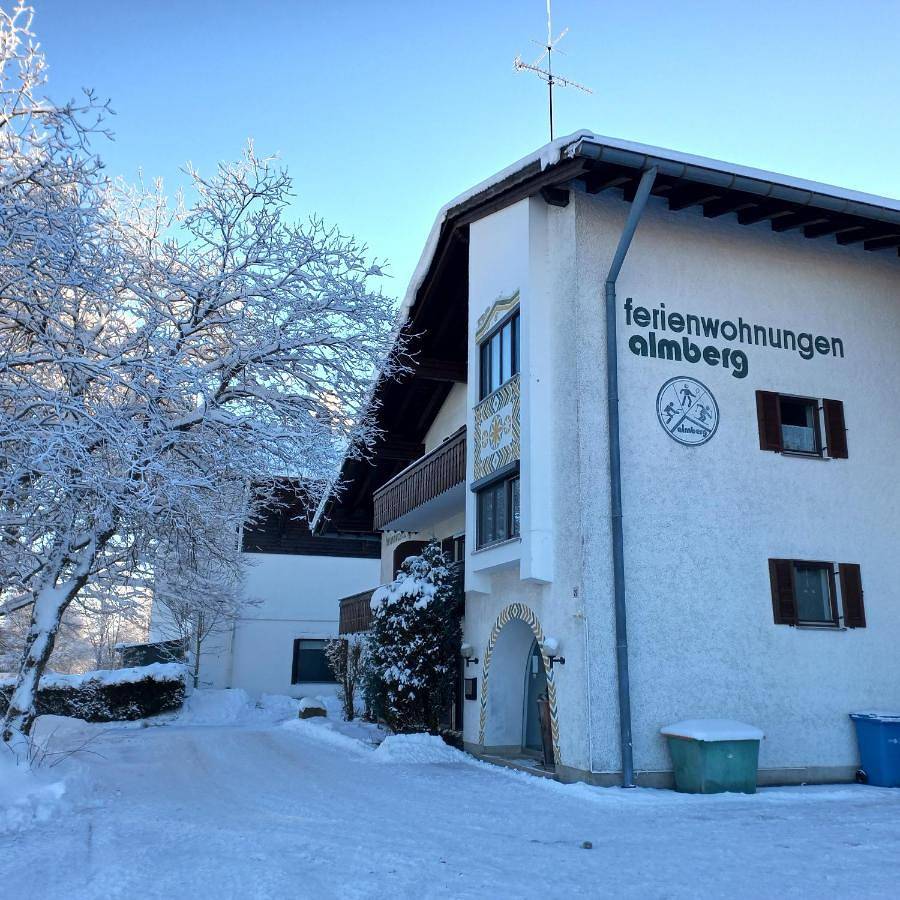 Ganze Wohnung, Apartment with Terrace in Mitterfirmiansreut, Philippsreut
