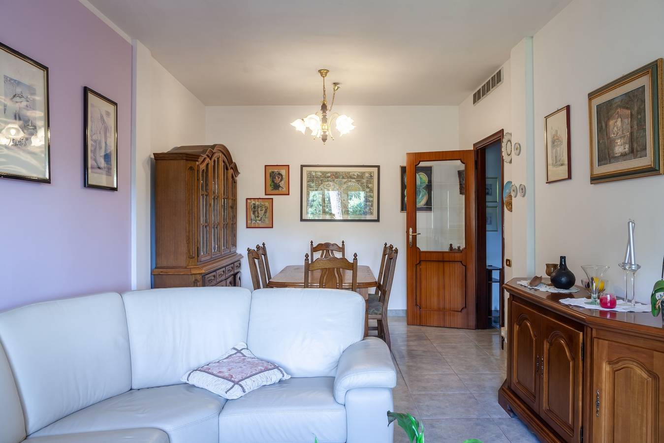 Ganze Wohnung, Ferienwohnung Casa Cesarina mit Terrasse, Balkon und Klimaanlage in Marina di Massa, Massa