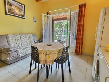Villa pour 4 Personnes dans Valras-Plage, Région de Béziers, Photo 1